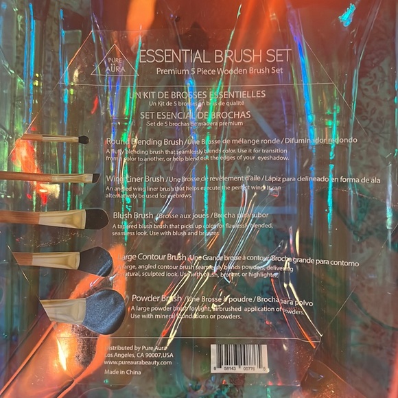 Pure Aura 5 Piece Wood and Gold Makeup Brushes - Picture 3 of 4